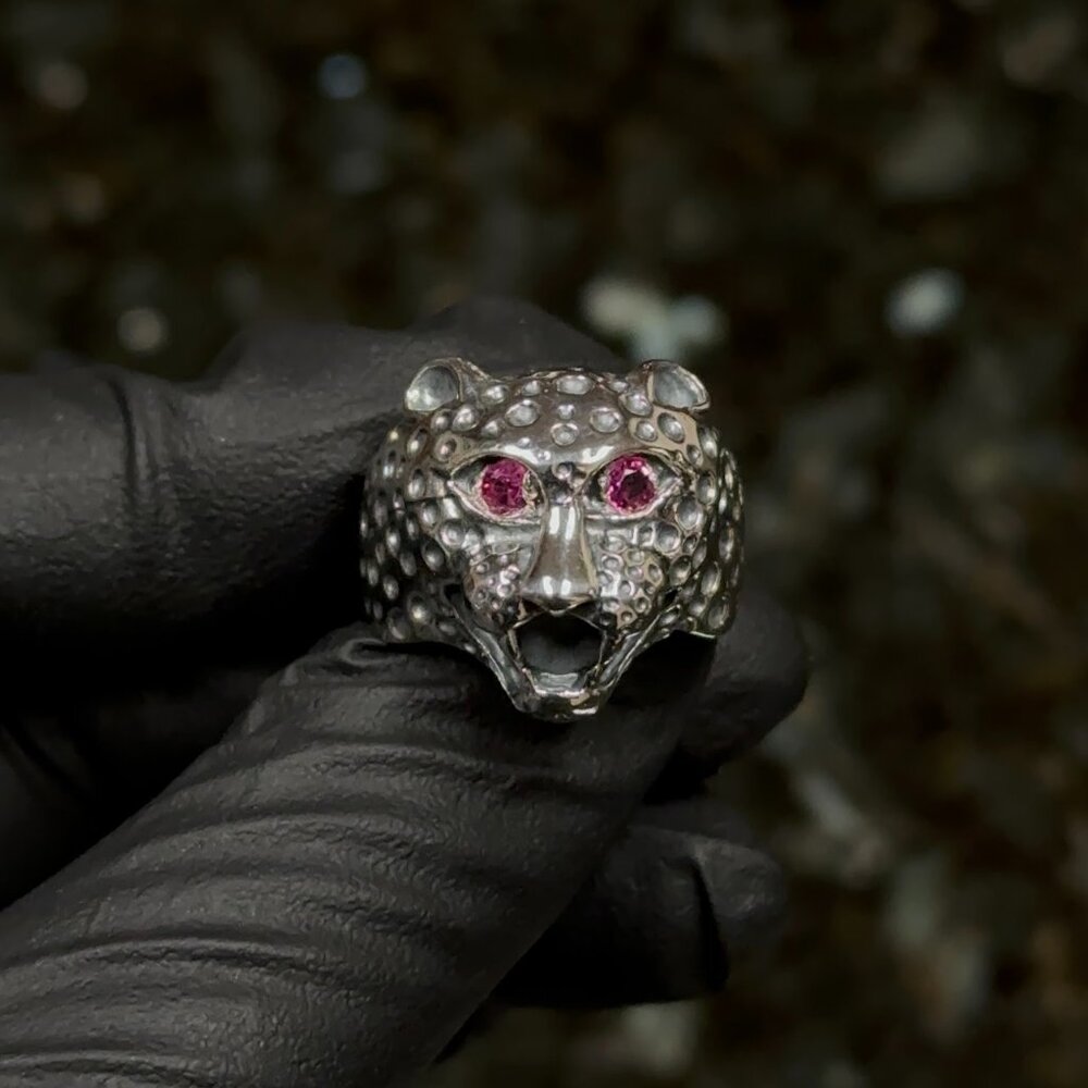 Custom 925 Sterling Silver Bold Red Ruby Gem Roaring Cheetah Signet Ring Size 8